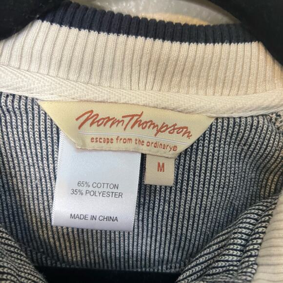 Norm Thompson Navy Blue and Cream 1/4 Zip Pullover Size M - Picture 3 of 5